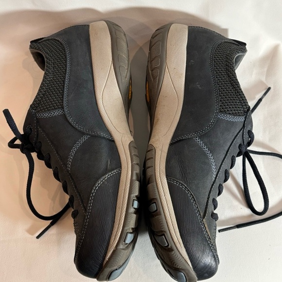 DANSKO Sz 41 Paisley Waterproof Vibram Sole Lace Up Leather Sneakers - Picture 5 of 11